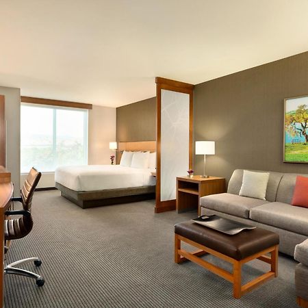 Hyatt Place Vacaville Room photo