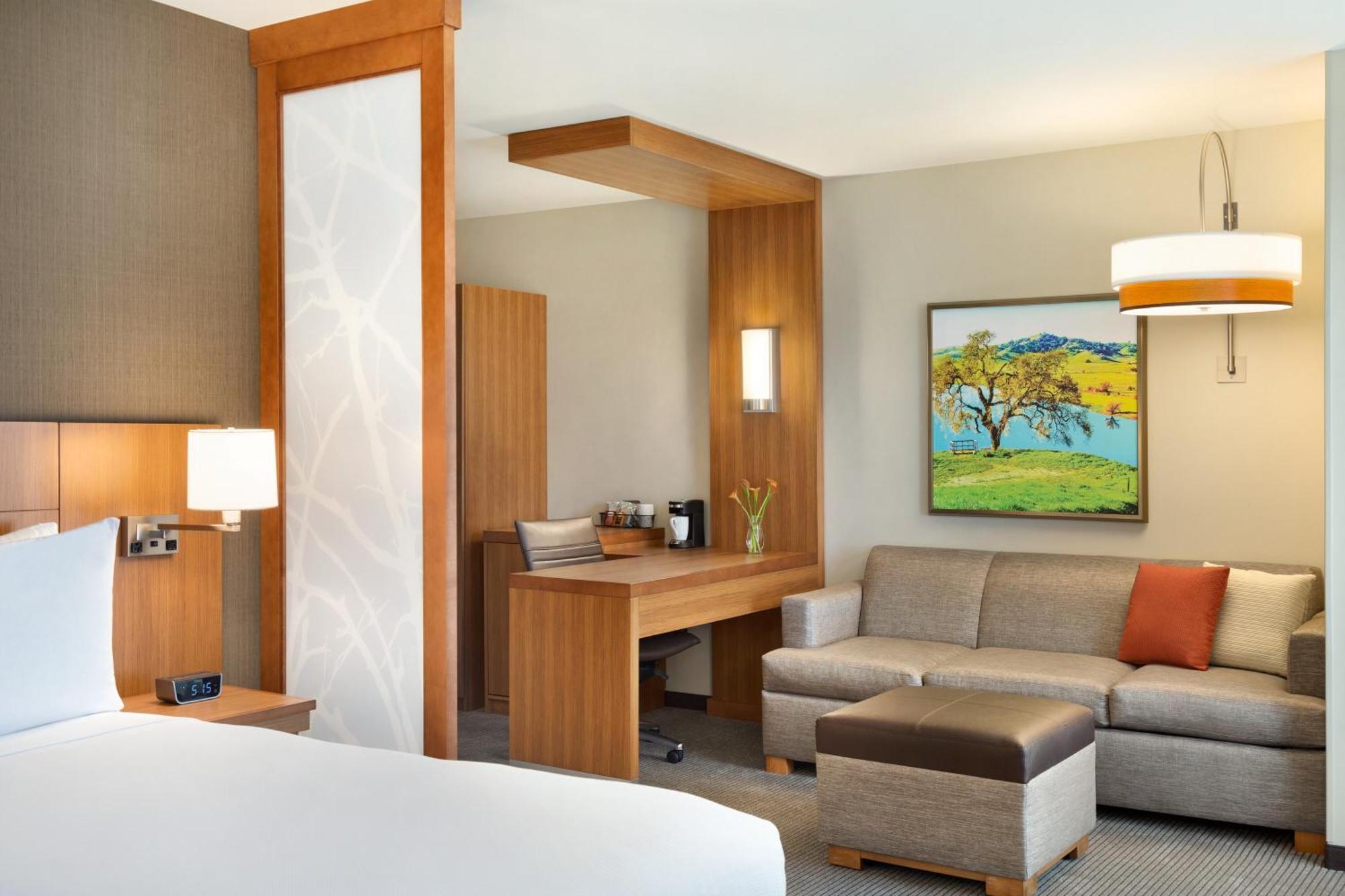 Hyatt Place Vacaville Room photo